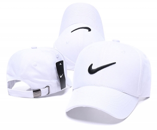 Nike Kids Curved Brim Snapback Cap 58730