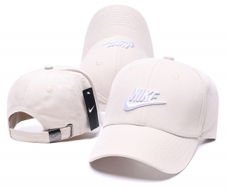 Nike Kids Curved Brim Snapback Cap 58735