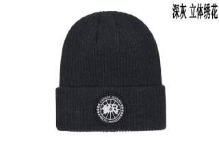 C.a.n.a.d.a G.o.o.s.e Knitted Beanie Cap 61629