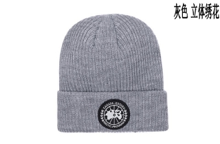 C.a.n.a.d.a G.o.o.s.e Knitted Beanie Cap 61632