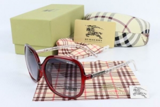 Burberry AAA Sunglasses 65062
