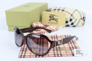 Burberry AAA Sunglasses 65066