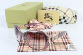Burberry AAA Sunglasses 65068