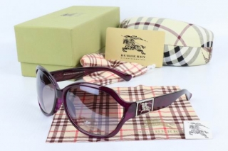 Burberry AAA Sunglasses 65069
