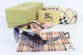 Burberry AAA Sunglasses 65093