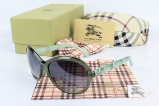Burberry AAA Sunglasses 65097