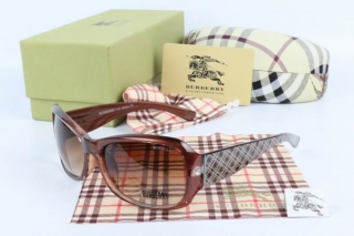 Burberry AAA Sunglasses 65108