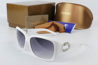 GUCCI AAA Sunglasses 65706