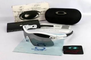 OKLEY AAA Sunglasses 66614