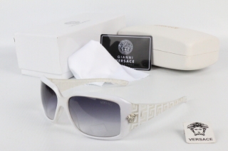 VERSACE AAA Sunglasses 67560