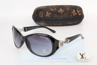 LV Sunglasses 69007