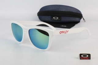 OKLEY Sunglasses 69704