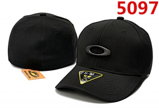 0akley CLASSIC LOW Stretch Hats 71629
