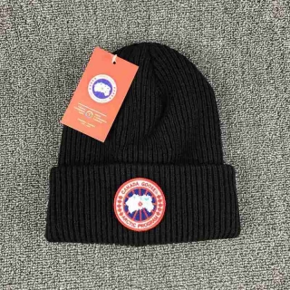 C.a.n.a.d.a G.o.o.s.e Knitted Beanie Beanie Hats 71838