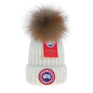 C.a.n.a.d.a G.o.o.s.e Knitted Beanie Hats 73536