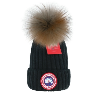 C.a.n.a.d.a G.o.o.s.e Knitted Beanie Hats 73538