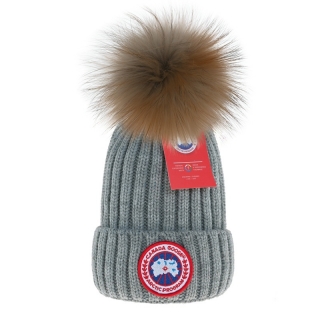 C.a.n.a.d.a G.o.o.s.e Knitted Beanie Hats 73548