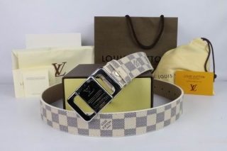 LV AAAA Belts 90210