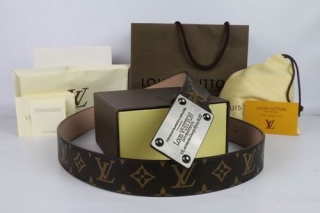 LV AAAA Belts 90216