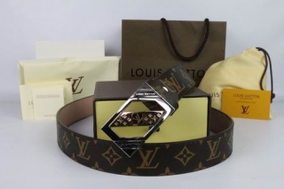 LV AAAA Belts 90220