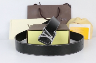 LV AAAA Belts 90526