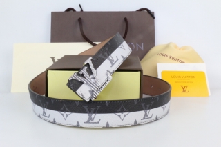 LV AAAA Belts 90702