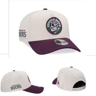 Anaheim Ducks NHL 9FORTY Curved Adjustable Hats 125647