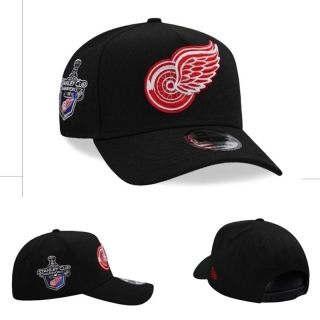 Detroit Red Wings NHL 9FORTY Curved Adjustable Hats 125661