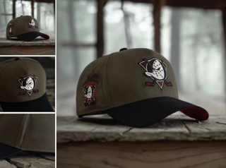 Anaheim Ducks NHL 9FORTY Curved Adjustable Hats 126185