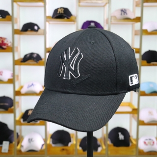 MLB New York Yankees Curved Brim Snapback Cap 59009