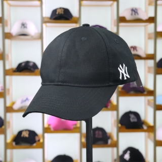 MLB New York Yankees Curved Brim Snapback Cap 59011