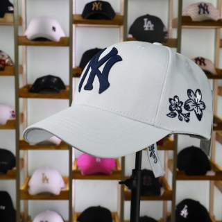 MLB New York Yankees Curved Brim Snapback Cap 59523