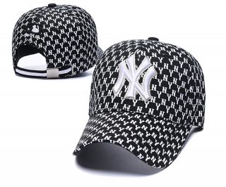 MLB New York Yankees Curved Brim Snapback Cap 61024