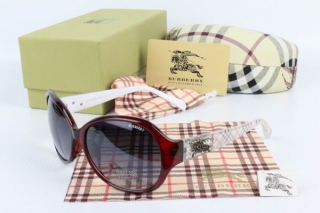 Burberry AAA Sunglasses 65052