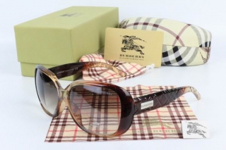 Burberry AAA Sunglasses 65078
