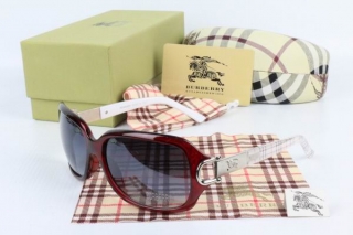 Burberry AAA Sunglasses 65079