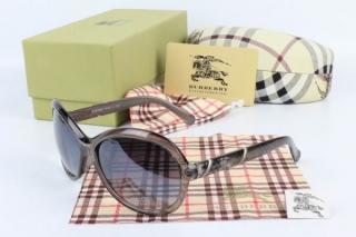 Burberry AAA Sunglasses 65099