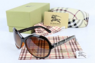 Burberry AAA Sunglasses 65100