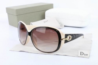 Dior AAA Sunglasses 65626