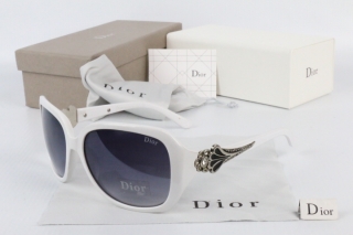 Dior AAA Sunglasses 65658