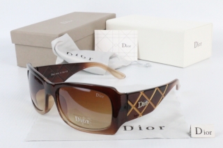 Dior AAA Sunglasses 65670