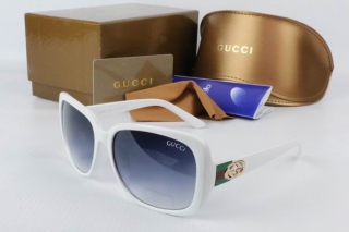 GUCCI AAA Sunglasses 65694