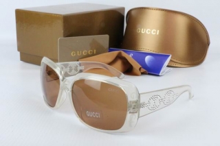 GUCCI AAA Sunglasses 65698