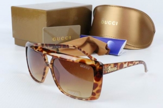 GUCCI AAA Sunglasses 65703