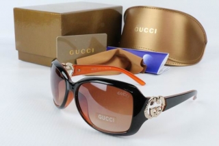 GUCCI AAA Sunglasses 65704