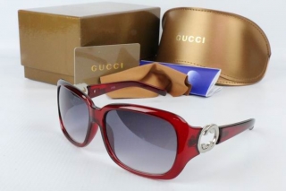 GUCCI AAA Sunglasses 65707