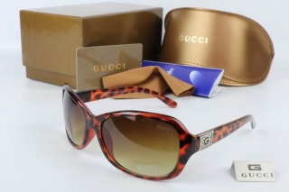 GUCCI AAA Sunglasses 65716