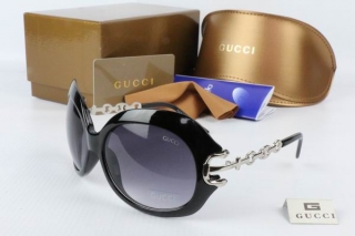 GUCCI AAA Sunglasses 65724