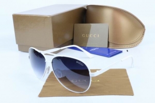 GUCCI AAA Sunglasses 65795