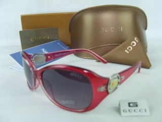 GUCCI AAA Sunglasses 65987